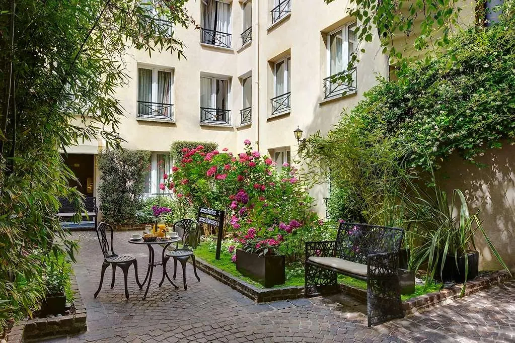 Le Patio Bastille Paris 3*,